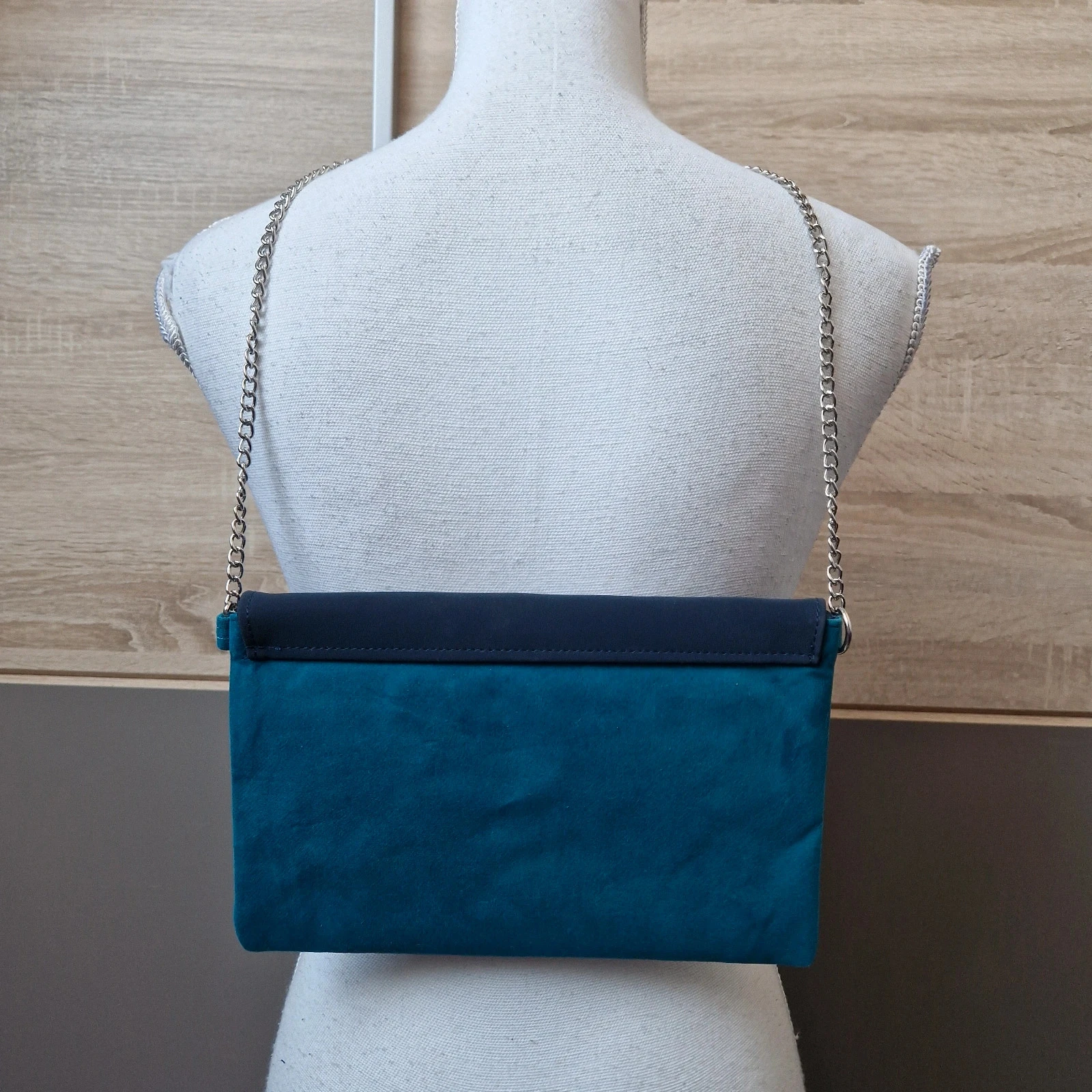 Bolso de mano pochette. – photo 5